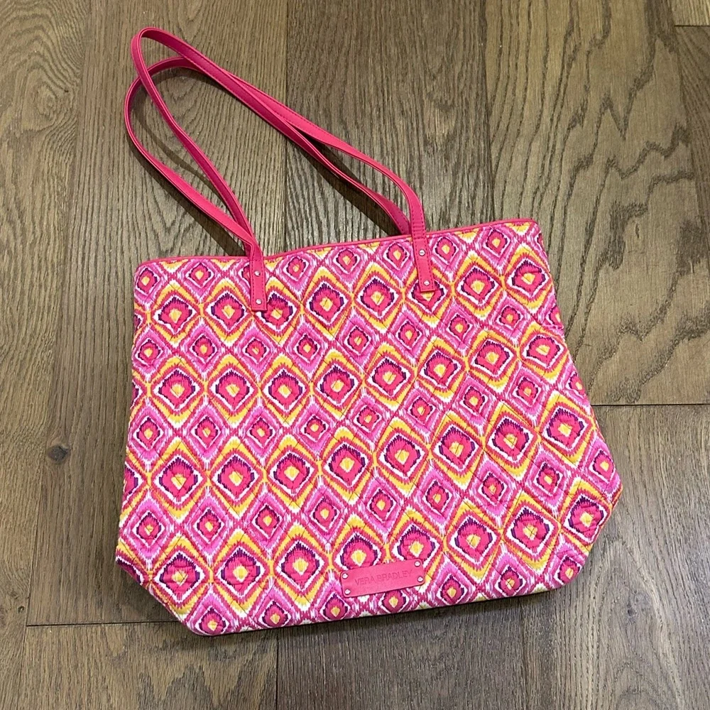 Vera Bradley Pink Patterned Day Tote